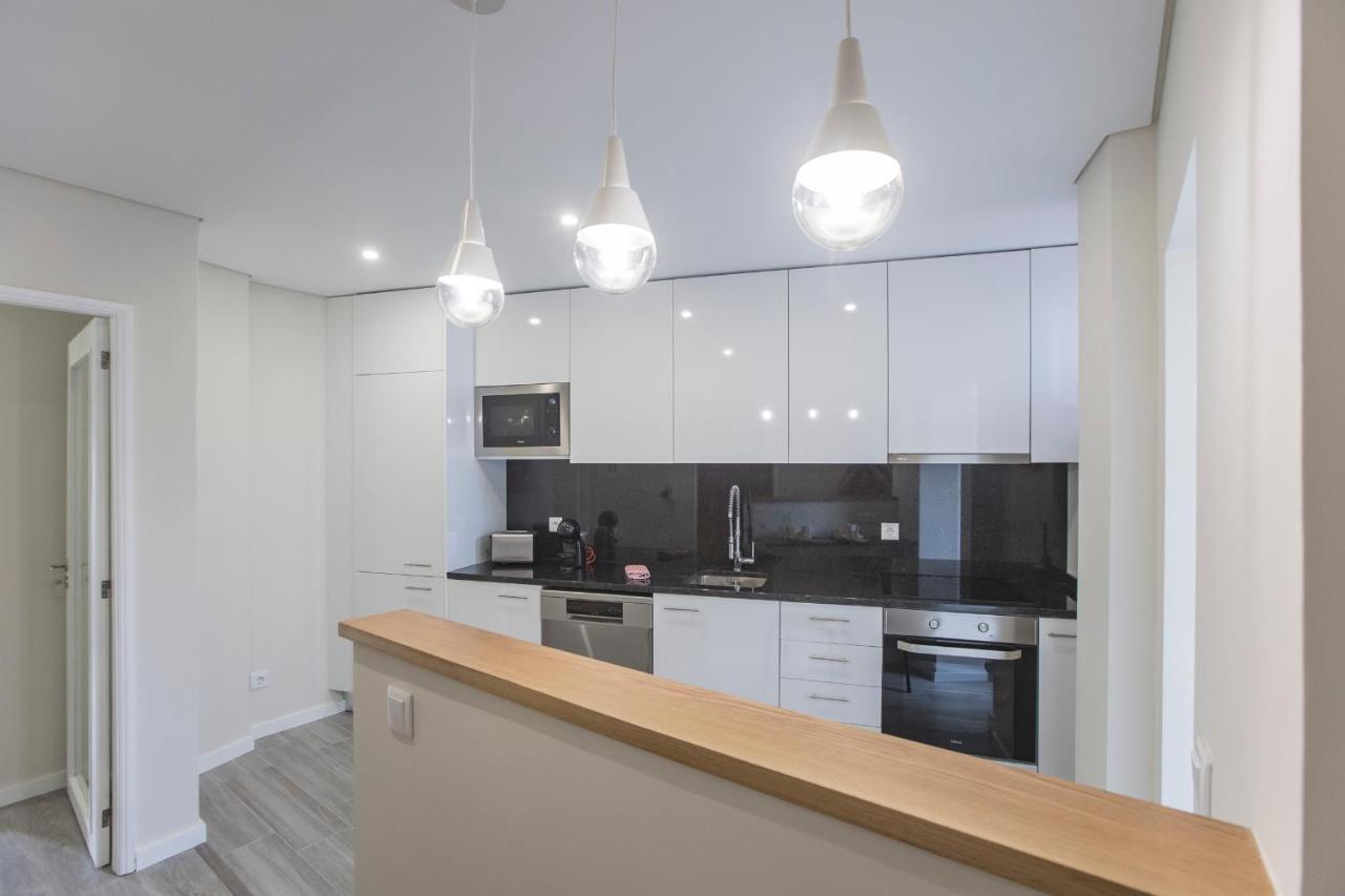 2Br Flat W/ Ac & Great Views By Lovelystay Вила-Нова-ди-Гая Экстерьер фото