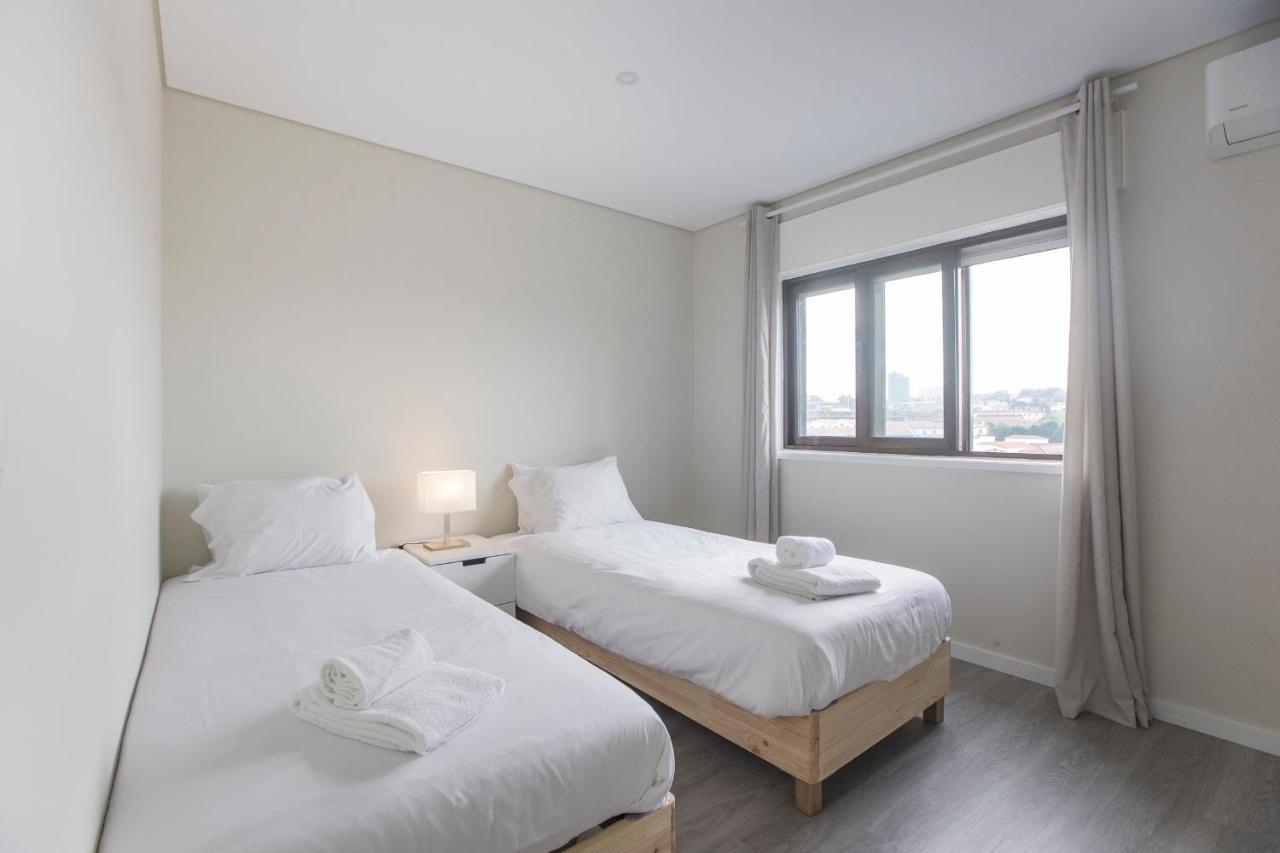 2Br Flat W/ Ac & Great Views By Lovelystay Вила-Нова-ди-Гая Экстерьер фото